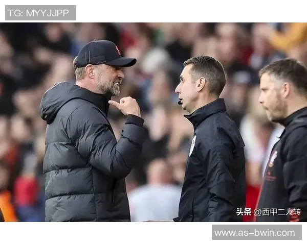 克洛普亲临巴黎德比现场见证圣日耳曼与巴黎FC激战全程 克洛普亲临巴黎德比现场见证圣日耳曼与巴黎FC激战全程