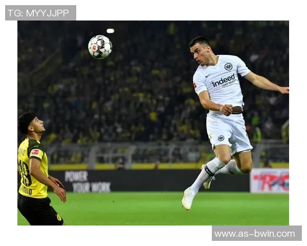 米兰向安德烈科斯蒂奇报价450万欧但遭对方1200万要价阻碍 米兰向安德烈科斯蒂奇报价450万欧但遭对方1200万要价阻碍